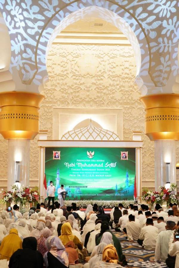 Wapres Ma’ruf Amin Resmikan Pembukaan Masjid Raya Syekh Zayed Solo