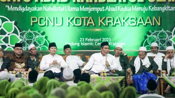 Emil di Resepsi 1 Abad NU Kraksaan Probolinggo