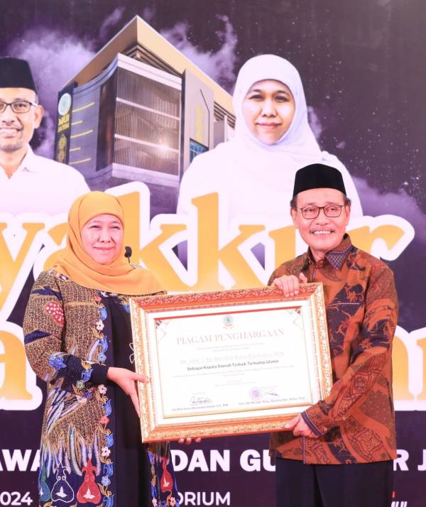 MUI Jatim Beri Penghargaan Kepala Daerah Terbaik
