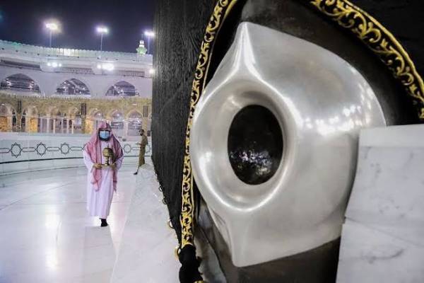 Cerita Hilangnya Hajar Aswad Selama 22 Tahun