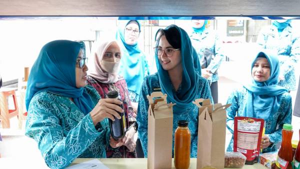 Arumi Buka Workshop ‘Gelari Pelangi’, Upaya Peningkatan Usaha Ekonomi Produktif Masyarakat