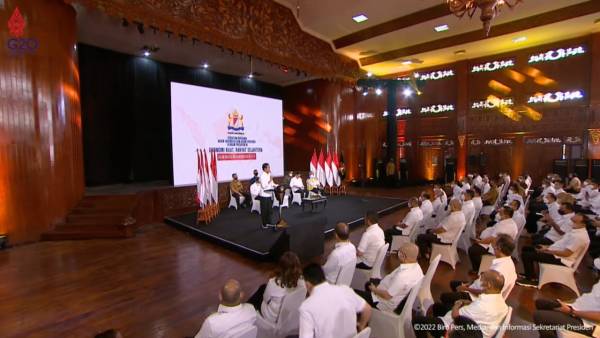 Jokowi Ajak Kadin Gaungkan Optimisme di Tengah Ketidakpastian Global