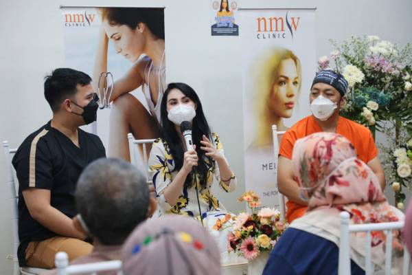 Arumi Bachsin Ingatkan Perempuan Untuk Hargai Diri Sendiri