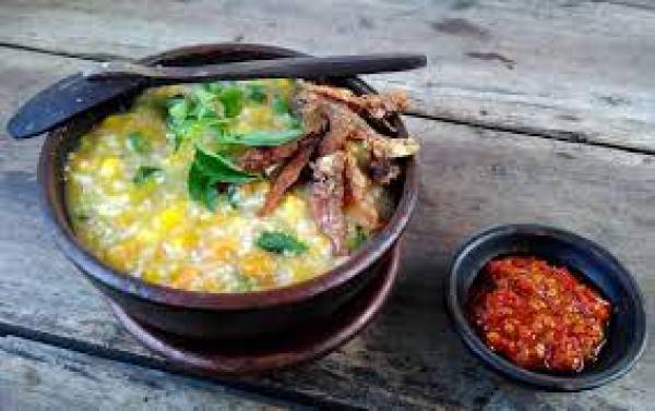 Tinutuan, Bubur dengan Aneka Sayur Khas Manado