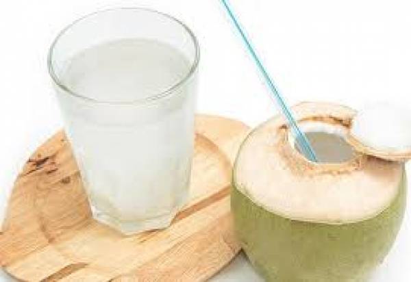 Minuman Sehat yang Bantu Menghidrasi Tubuh Selama Puasa