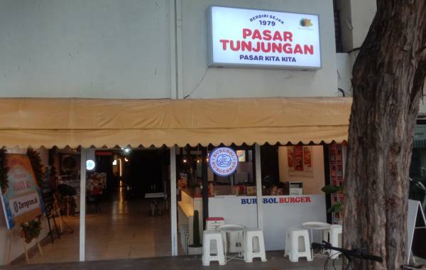 Tempat Nongkrong Kekinian di Pasar Tunjungan Surabaya