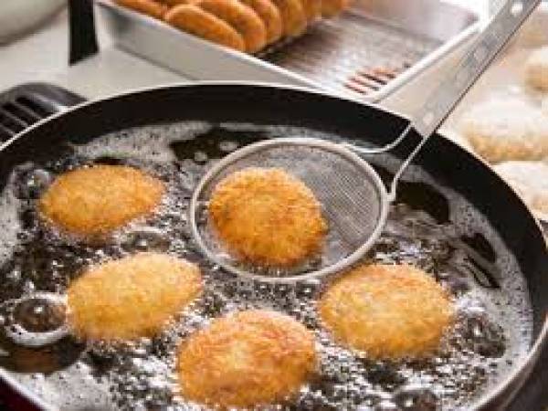 Kebanyakan Kuliner Makanan Berminyak? Ini Cara untuk Netralisir Lemak