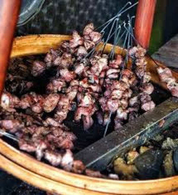 Sate Klatak, Sate Jeruji Dengan Rasa Yang Nikmat