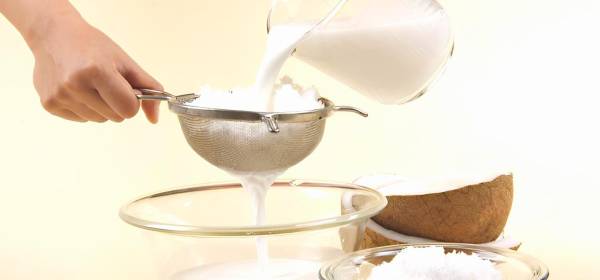 Tak Boleh Sering, Berapa Kali Batas Aman Santan Dipanaskan?