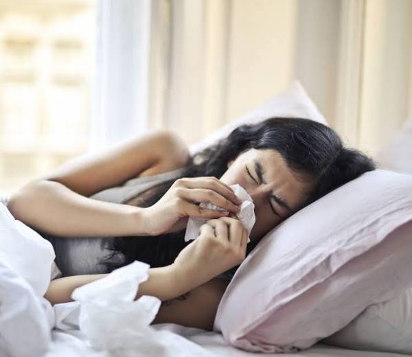 Dokter RS UGM Ungkap Beda Flu dan Omicron