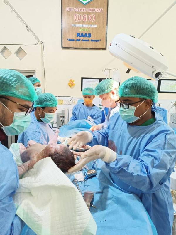 Pemprov Jatim Terjunkan  Tim Yankes Bergerak di Pulau Raas Sumenep