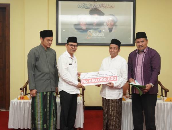 Pesantren Lirboyo Kediri Kebakaran, Kemenag Respon Cepat  Salurkan Bantuan