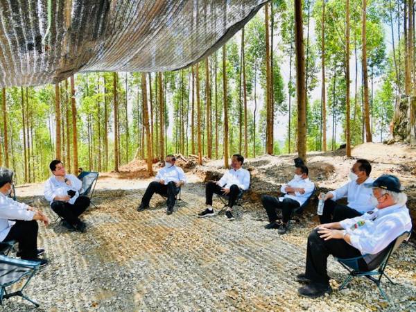 Dari Titik Nol Kilometer, Presiden Menuju Tempat Bermalam di IKN