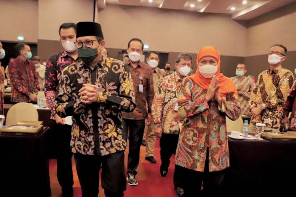 Khofifah Minta Kepala Daerah Percepat Realisasi Pencairan Dana Desa