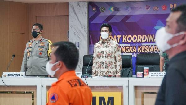 Jelang Lebaran, Wagub Emil Optimalkan Vaksinasi Bagi Lansia