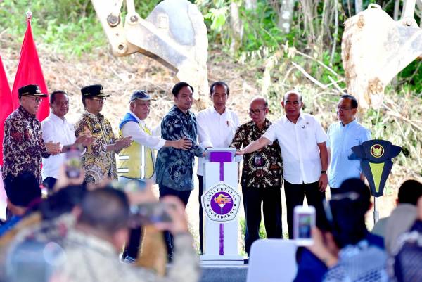 Jokowi Resmikan Pembangunan Universitas Pertama di Ibu Kota Nusantara