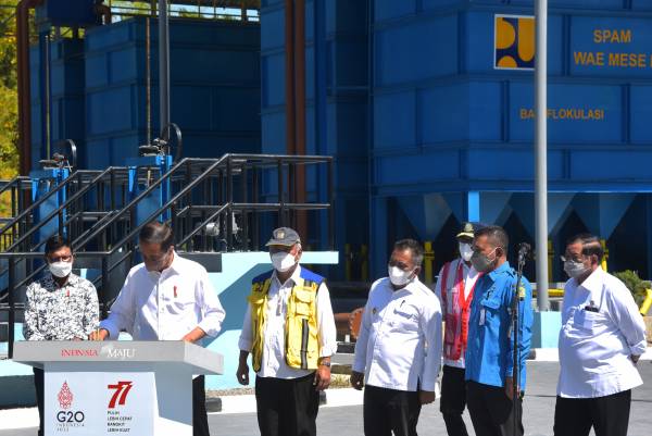 Jokowi Resmikan SPAM Wae Mese II