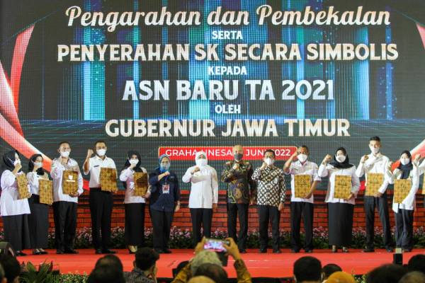 Khofifah Beri Pengarahan ASN Pemprov Jatim Formasi 2021