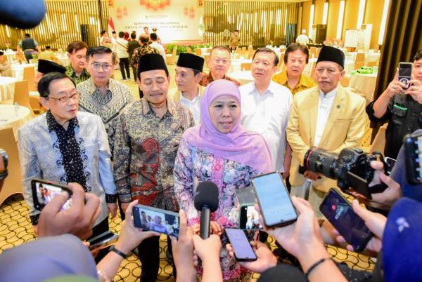 Pemprov Jatim Sambut Baik Rekomendasi MUI Jatim Bentuk Satgas Percepatan  139 RPH Halal  dan Juru Sembelih Halal Bersertifikat