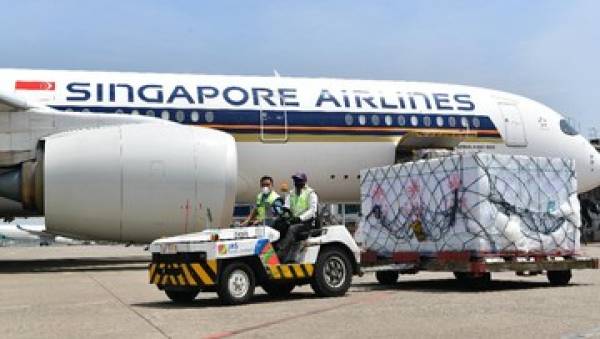 Kejar Target Vaksinasi, Indonesia Terima Vaksin Hibah dari Jepang