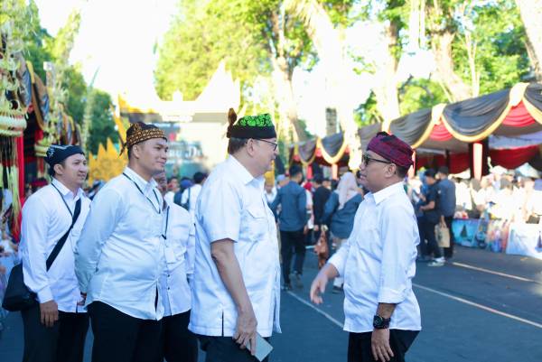 Pj. Sekdaprov Jatim Bangga Banyuwangi Ethno Carnival Jadi Bagian Karisma Event Nusantara
