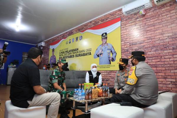 Khofifah Apresiasi Aplikasi Monitoring Karantina Presisi Milik Polri