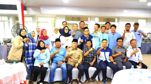 Dari Makkah ke Madinah, Wamenag Romo Syafii Pantau Langsung Layanan Haji 2025