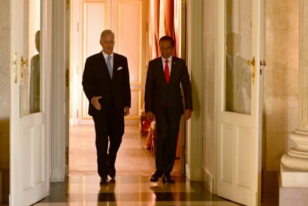 Jokowi Disambut Raja Belgia di Istana Laeken