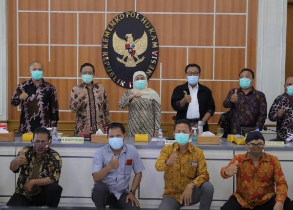 'Ketupat  May Day'  Dan  Upaya  Meraih Kemenangan