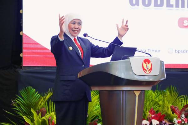 Khofifah Luncurkan Program ASN DAHAR NGOPI