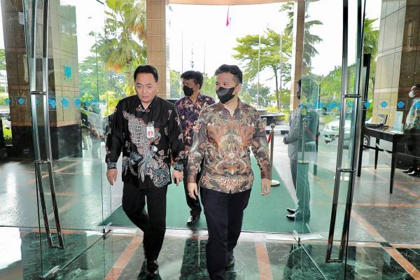 Di Rakor Percepatan PKH, Emil Tekankan Kesejahteraan Masyarakat