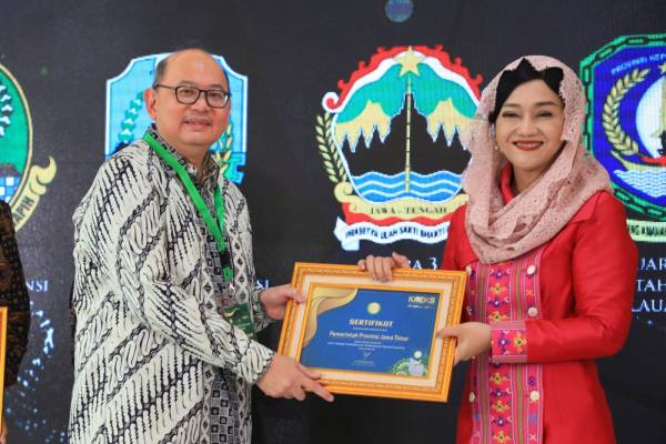 Jawa Timur Borong 8 Penghargaan Anugerah Adinata Syariah 2024