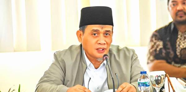 Budaya Saling Memberi di Hari Raya Baik Tapi Tolak Paksa Minta THR