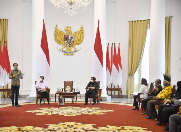 Jokowi Terima Majelis Rakyat Papua dan Papua Barat di Istana Bogor