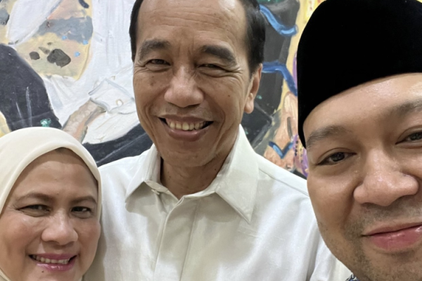 Silaturahmi Lebaran, Jokowi Terima Kunjungan Didit Putra Prabowo dan Para Menteri di Solo