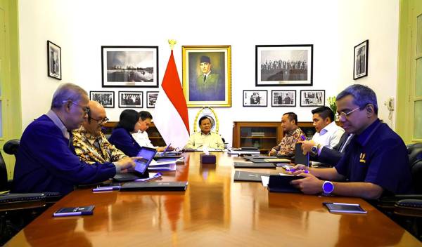 Prabowo Pangkas Komisaris BUMN Perbankan, “Harus Ramping dan Profesional”