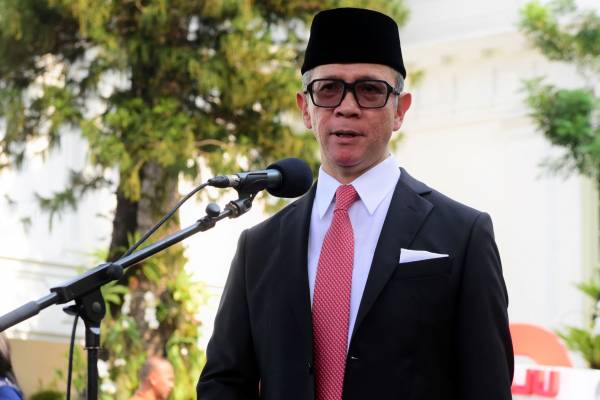 Ini Daftar Jajaran Dewan Komisioner OJK Periode 2022-2027