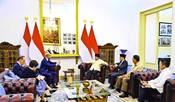 Prabowo Bahas Alutsista Canggih Dengan Menlu Prancis
