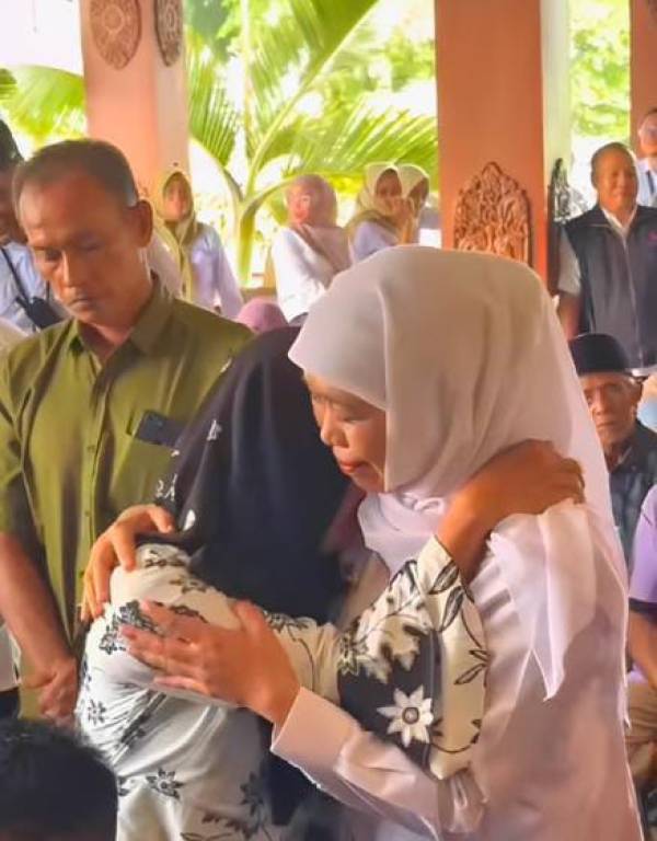 Bantu Warga Rentan Khofifah Gelontorkan Rp39 Miliar di Ponorogo