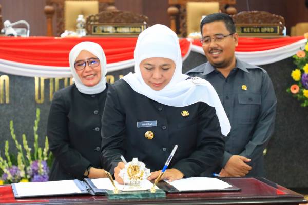 Raperda RTRW Jatim Tahun 2023-2043 Disetujui