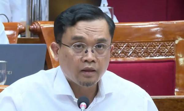 Kemendikdasmen Salurkan Bantuan Digitalisasi Pembelajaran ke 33 Ribu Sekolah di Wilayah 3T