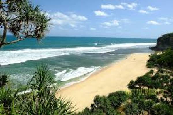Pantai Sanglen, Wisata Tersembunyi di Yogyakarta