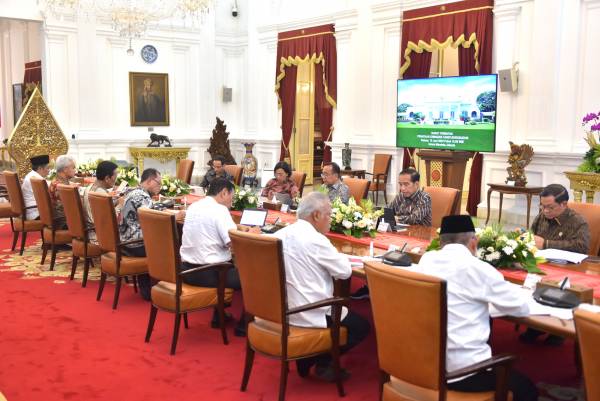 Dorong Destinasi Pariwisata Berkelanjutan, Jokowi Minta Borobudur Dikelola Entitas Tunggal